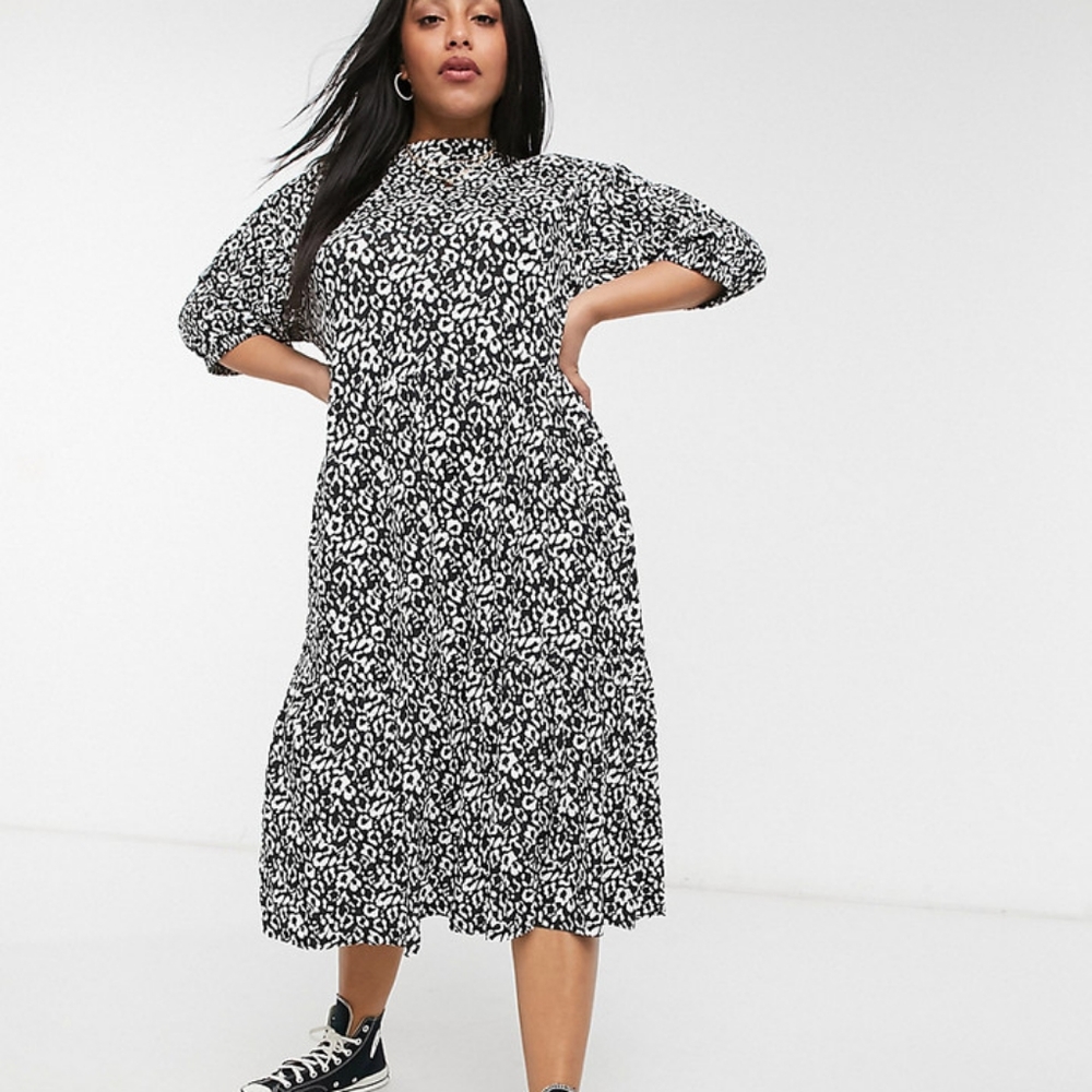 Wednesday's Girl Curve midi dress